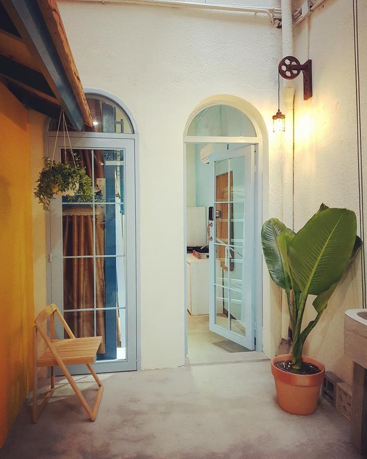 Kha Hostel & Cafe Ho Chi Minh City Exterior photo