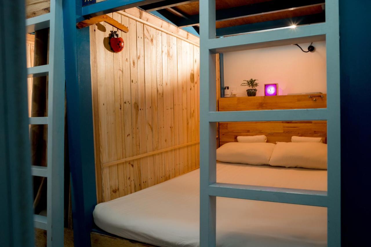 Kha Hostel & Cafe Ho Chi Minh City Exterior photo